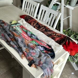 Set of 4, H&M violet floral, paisley multi colored, white and red paisley Ardene